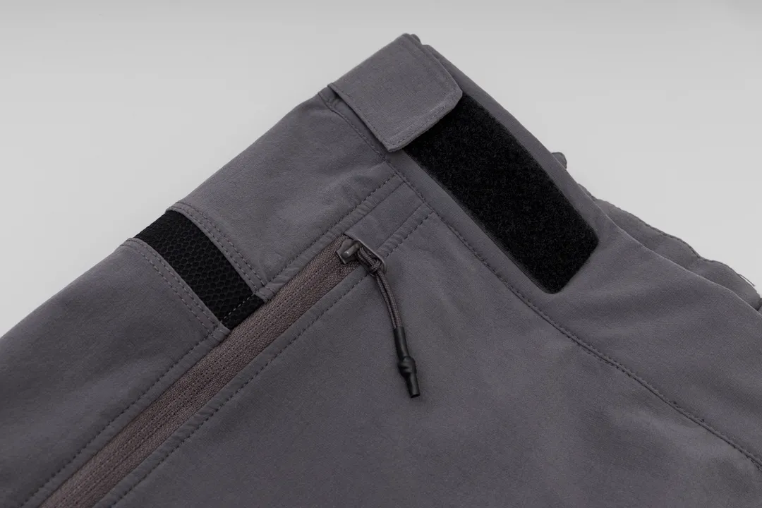 ( Quality )System-A ‘ ’， ， ， ， ， ， ， F 0 ， /Breathable/ ，